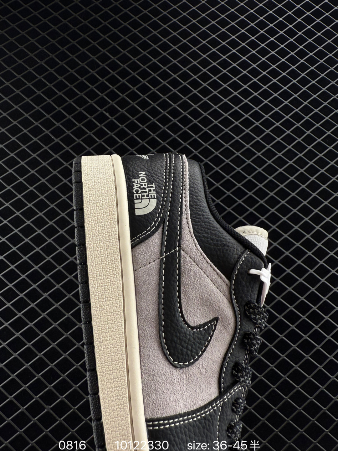 Nike Air Jordan 1 Low AJ1